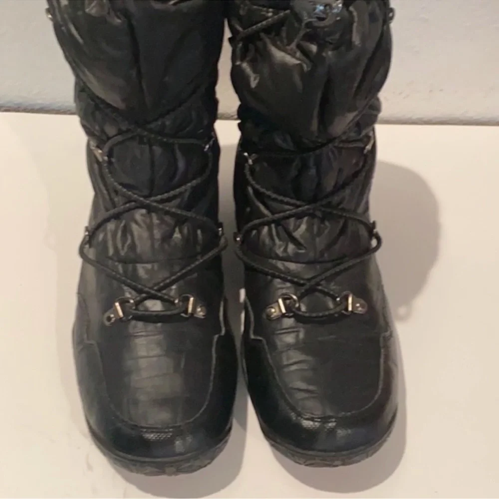 Authentic The North face designer waterproof winter boots size 7